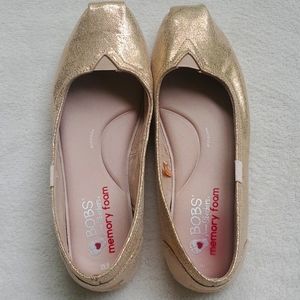 Bobs by Skechers memory foam gold color size 8